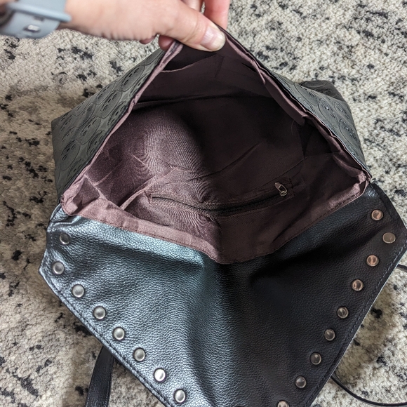 Stuffed Skull Clutch Envelope Purse - Picture 3 of 4